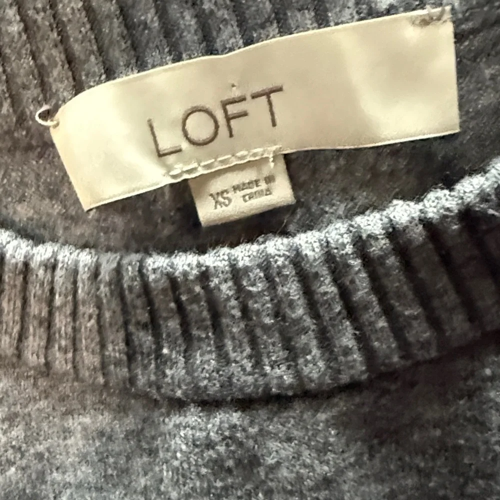 Loft pullover. - Picture 2 of 3